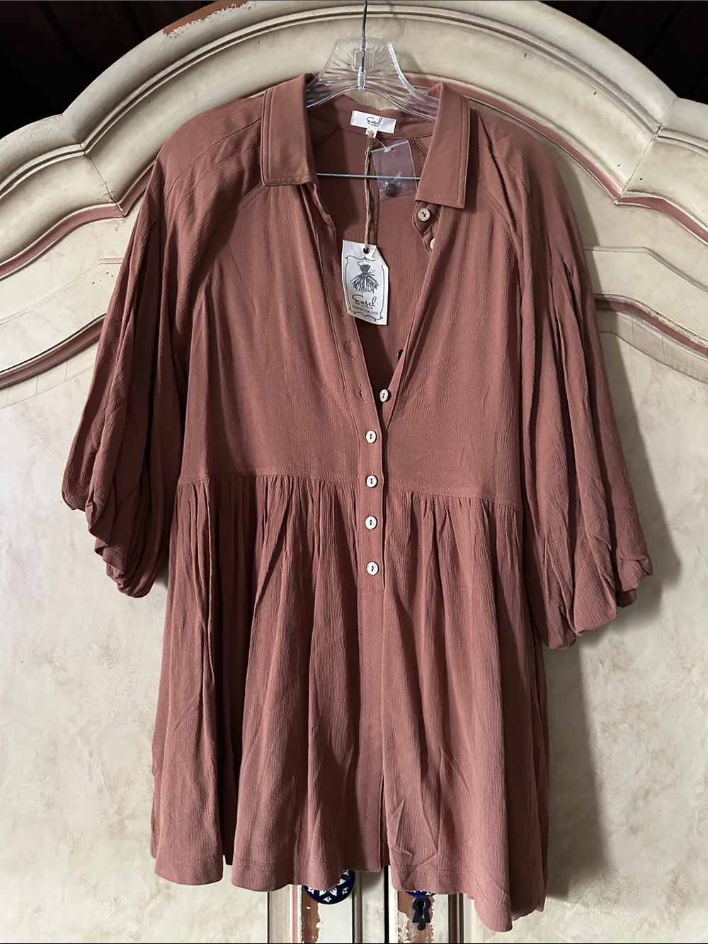 NWT easel Textured Rust Brown Babydoll Tunic Top size Medium